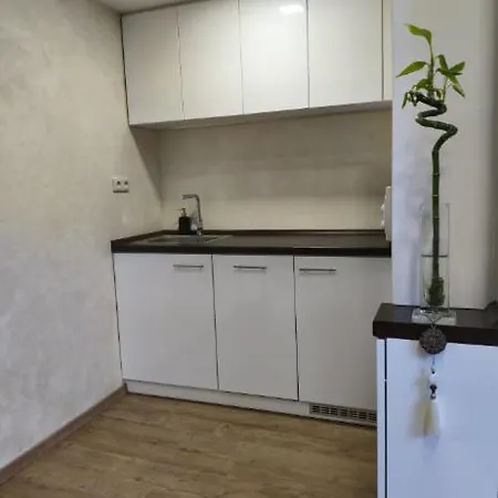 مكان تخييم Bungalovy V Prirode Ve Slavkove U Brna Vyškov